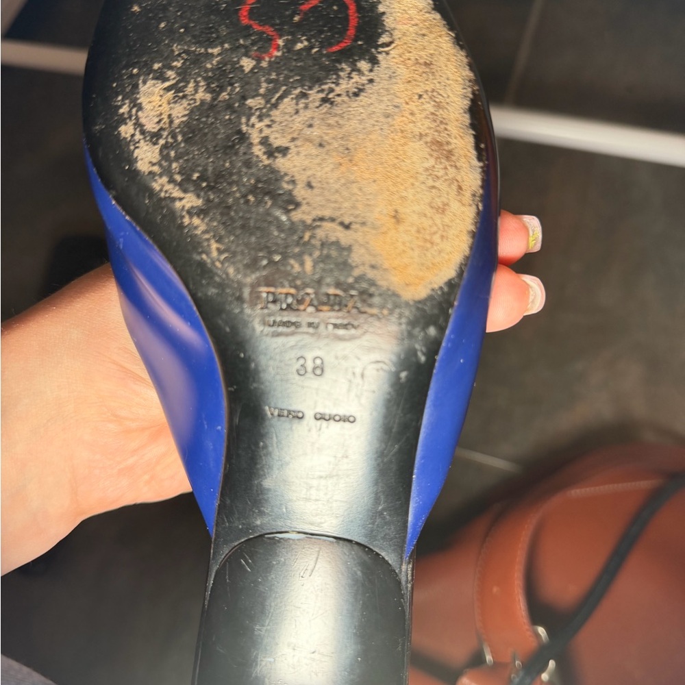 Vintage Prada Black and Blue Heart Accent Mules - Picture 4 of 5